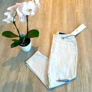 😍 NWT Armani Boyfriend cropped mid rise jeans 🥰